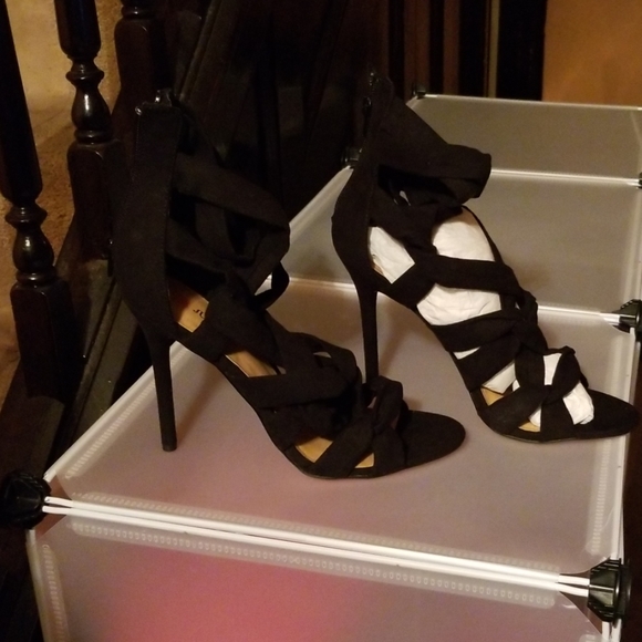 Sexy High Heel Strappy Shoes - Picture 3 of 4